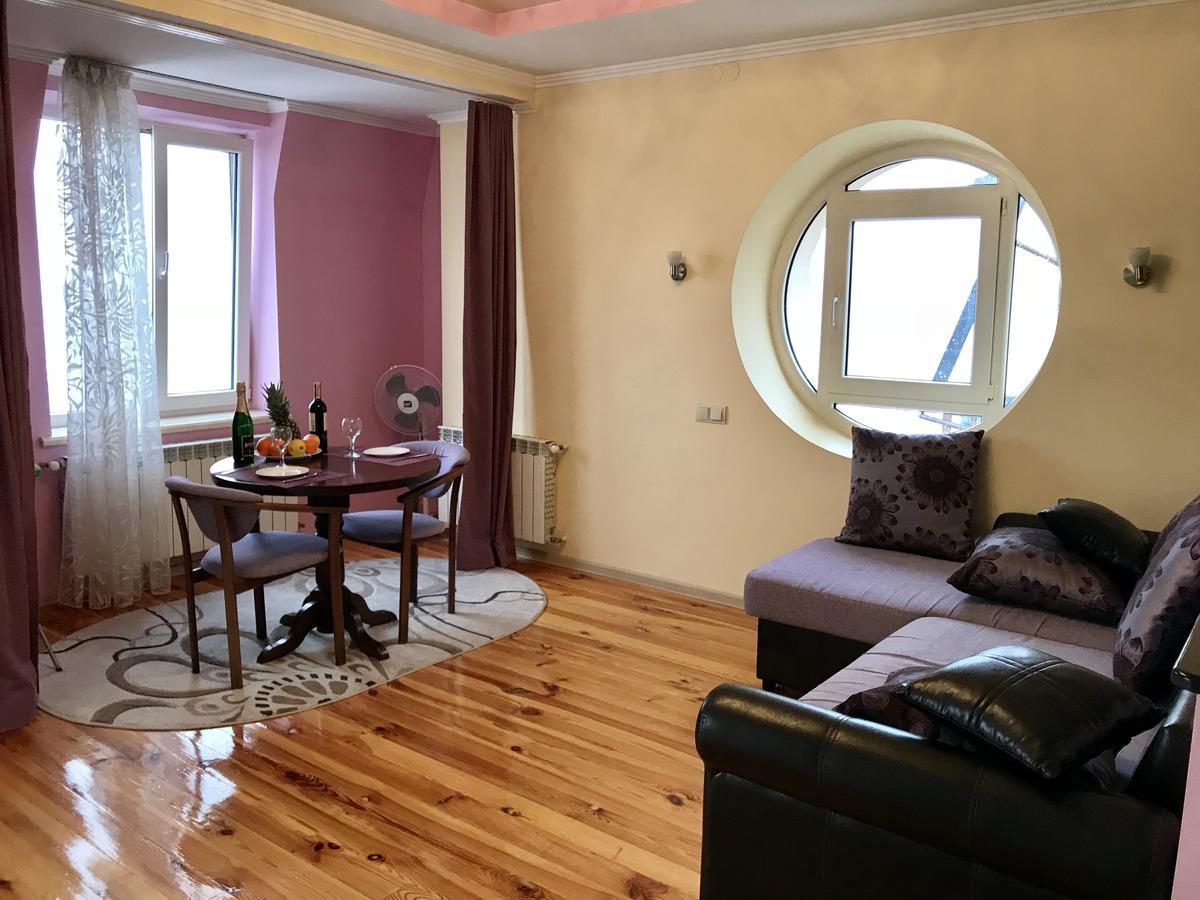 Apartments In The Center Truskavets Ngoại thất bức ảnh
